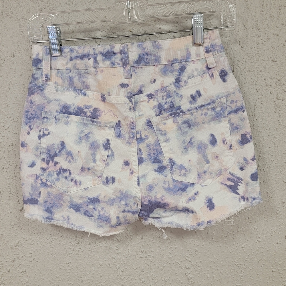 White Fable - Women's Jean Shorts - Picture 2 of 3